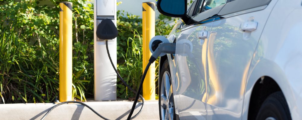 An,Electric,Car,Charging,In,California