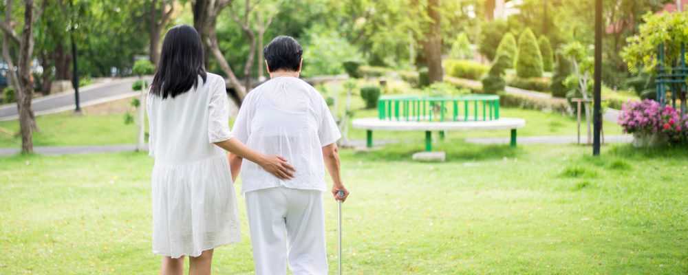 Elderly,Asian,Humpback,Women,Standing,And,Walking,To,Do,Physical
