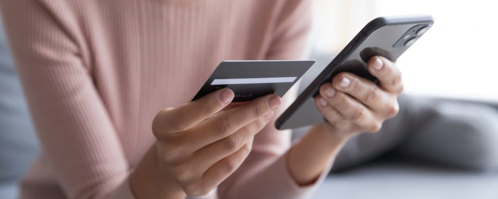 identity theft -min ways to protect against identity theft